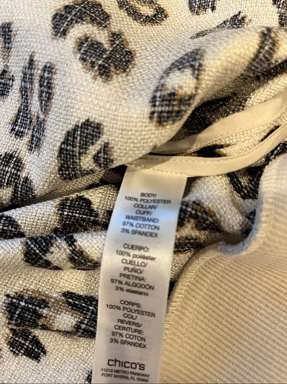 Chicos Animal Print Bomber Jacket. Size 2 = 12/14 - Picture 9 of 11